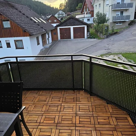 Schellis * Enzklösterle